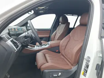 BMW X5 xDrive50e M Sport Pro 2-Achs Pano AHK Aktivl