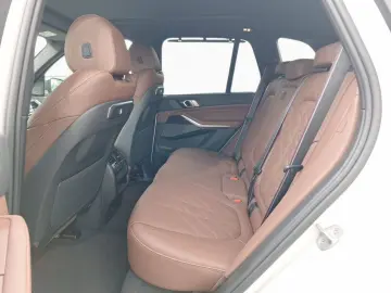 BMW X5 xDrive50e M Sport Pro 2-Achs Pano AHK Aktivl