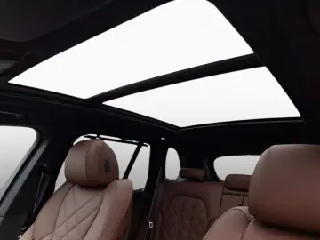 BMW X5 xDrive50e M Sport Pro 2-Achs Pano AHK Aktivl