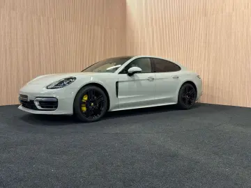 PORSCHE Panamera Panamera 4 E-Hybrid Platinum Edition  P