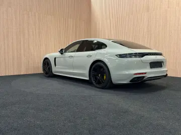 PORSCHE Panamera Panamera 4 E-Hybrid Platinum Edition  P