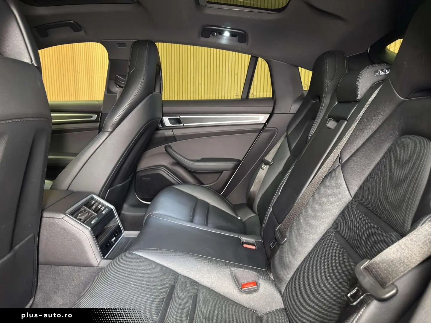 PORSCHE Panamera Panamera 4 E-Hybrid Platinum Edition  P