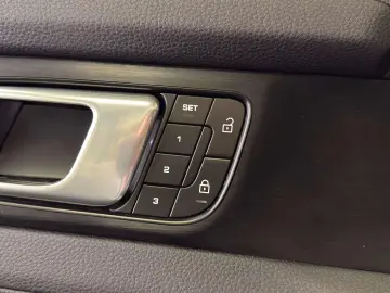 PORSCHE Panamera Panamera 4 E-Hybrid Platinum Edition  P