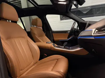 BMW X5 xDrive 45 e M Sport Pano AHK Memory LM22