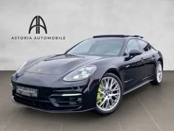 PORSCHE Panamera 4 E-Hybrid PPF SAGA Matrix Pano InnoDr.