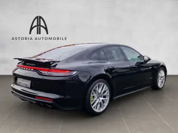 PORSCHE Panamera 4 E-Hybrid PPF SAGA Matrix Pano InnoDr.