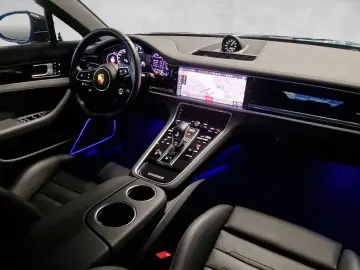 PORSCHE Panamera 4 E-Hybrid PPF SAGA Matrix Pano InnoDr.