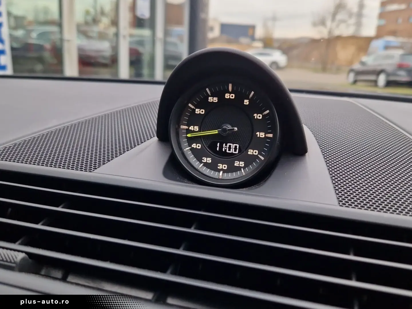 PORSCHE Panamera 4 E-Hybrid PPF SAGA Matrix Pano InnoDr.