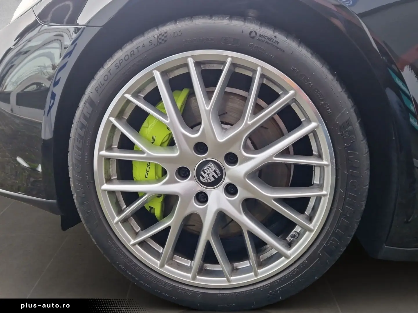 PORSCHE Panamera 4 E-Hybrid PPF SAGA Matrix Pano InnoDr.