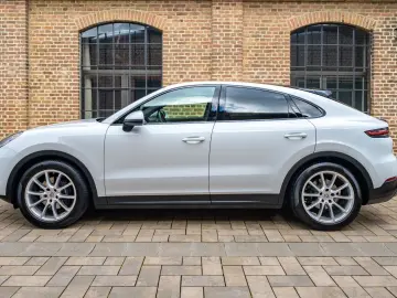 PORSCHE Cayenne Coupe 1.Hand Approved Luft AHK