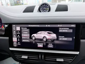 PORSCHE Cayenne Coupe E-H SportDesignP PDCC HAL AHK