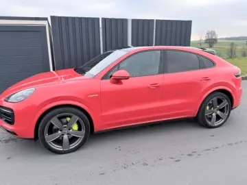 PORSCHE Cayenne Coupe E-H SportDesignP PDCC HAL AHK