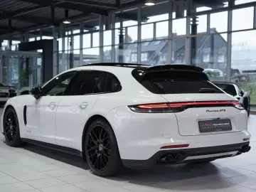 PORSCHE Panamera GTS ST 2.H  21  Sport-Design H-UP ACC