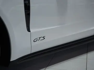 PORSCHE Panamera GTS ST 2.H  21  Sport-Design H-UP ACC