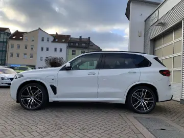 BMW X5 50 e xDrive M Sport AHK 22  HIFI Leder DAB