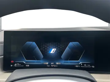 BMW X5 xDrive50e M Sport AHK Panorama HiFi eKomforts