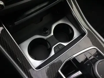 BMW X5 xDrive50e M SPORT PRO AHK KAMERA ICONIC GLOW