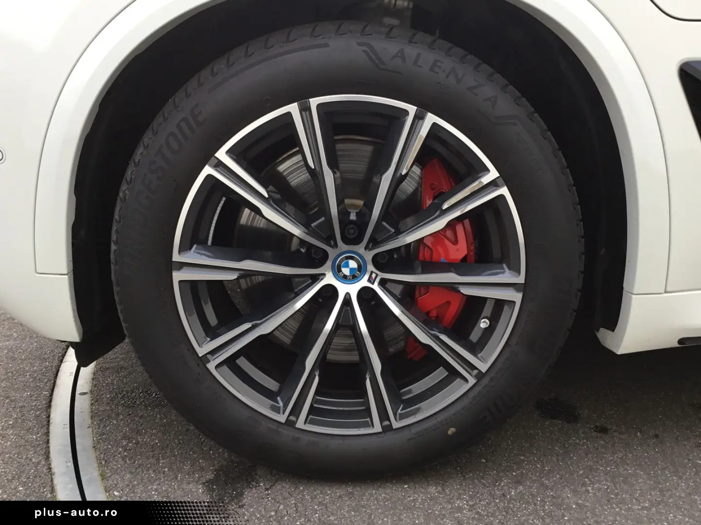 BMW X5 xDrive50e M SPORT PRO AHK KAMERA ICONIC GLOW