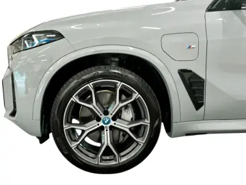 BMW X5 xDrive50e M SPORT  INNO HK AHK PARK