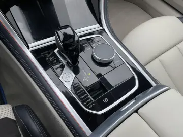 BMW 840i GC xDr. M Sport Standh.PanoD.Laser Sitzbel