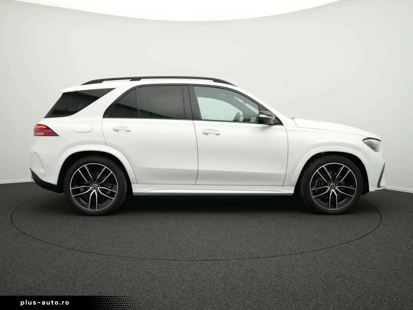 MERCEDES-BENZ GLE 450 4MATIC AMG-Line 7Sitzer Pano 360