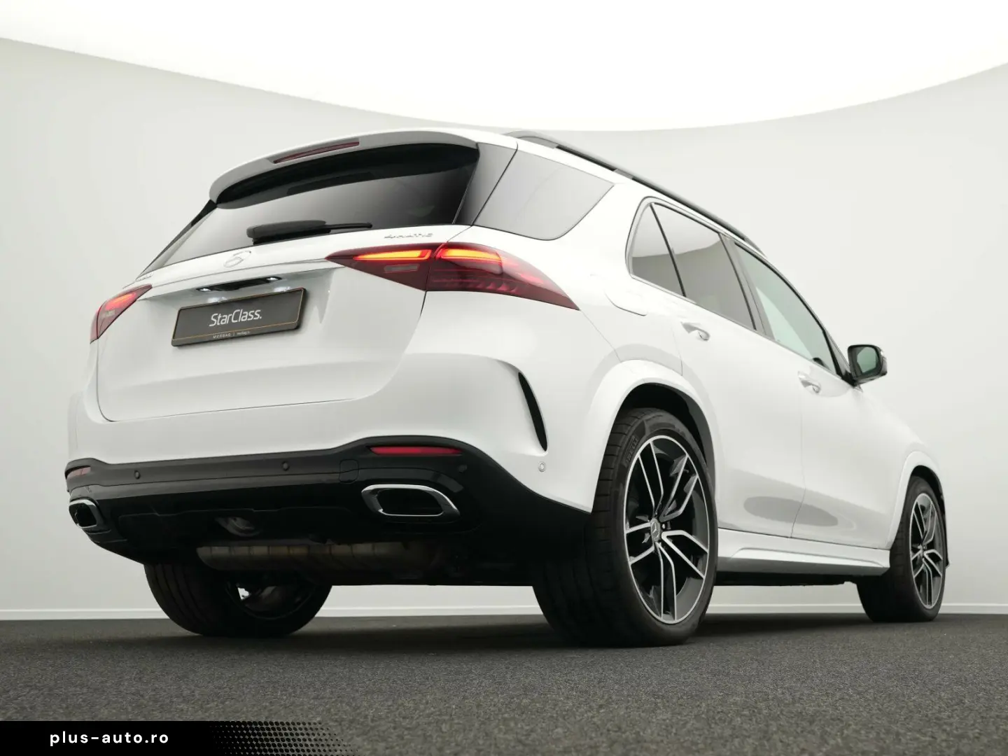 MERCEDES-BENZ GLE 450 4MATIC AMG-Line 7Sitzer Pano 360