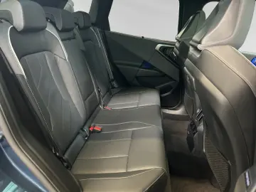 BMW X3 M50 xDrive AHK Pano Standhzg. Head-Up H K