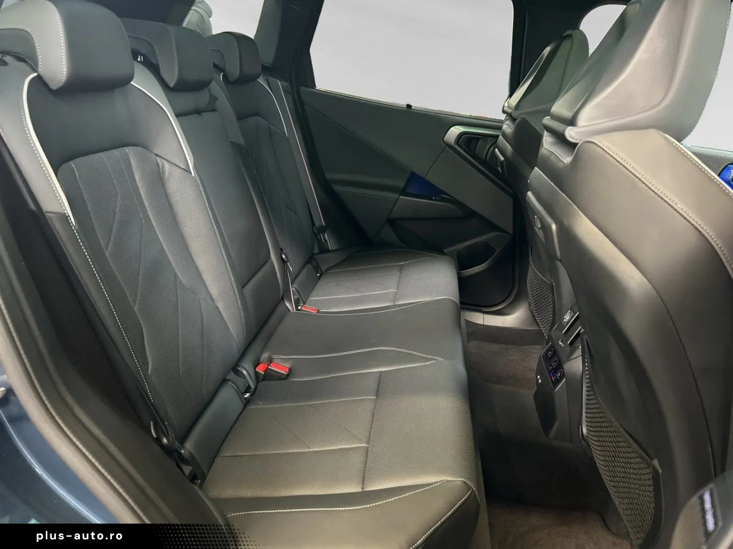 BMW X3 M50 xDrive AHK Pano Standhzg. Head-Up H K