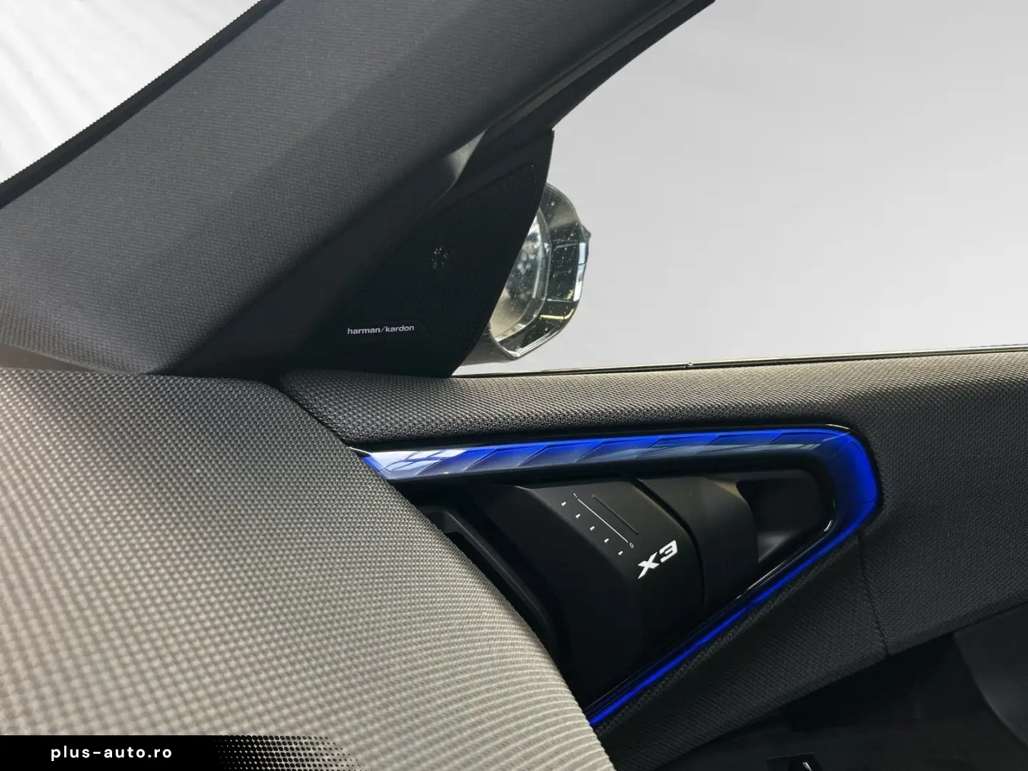 BMW X3 M50 xDrive AHK Pano Standhzg. Head-Up H K