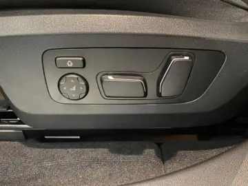 BMW X3 M50 xDrive M SportPRO IconGl Pano StandHz AHK