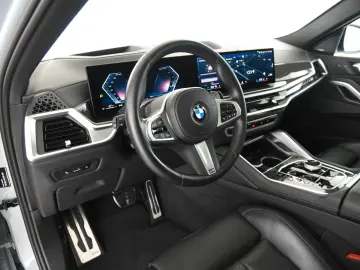 BMW X6 xDrive30d M Sport Pro Keyless Pano H&K AHK