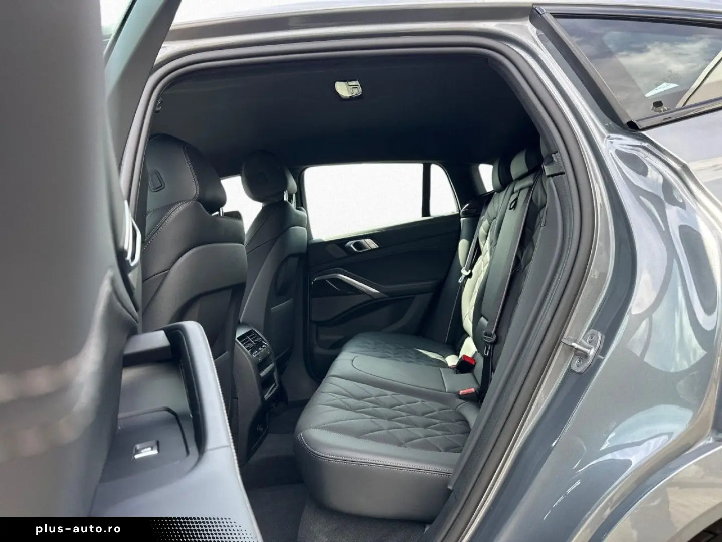 BMW X6 xDr 40i M Sport Pro LivePro AHK IcGlow PAPro