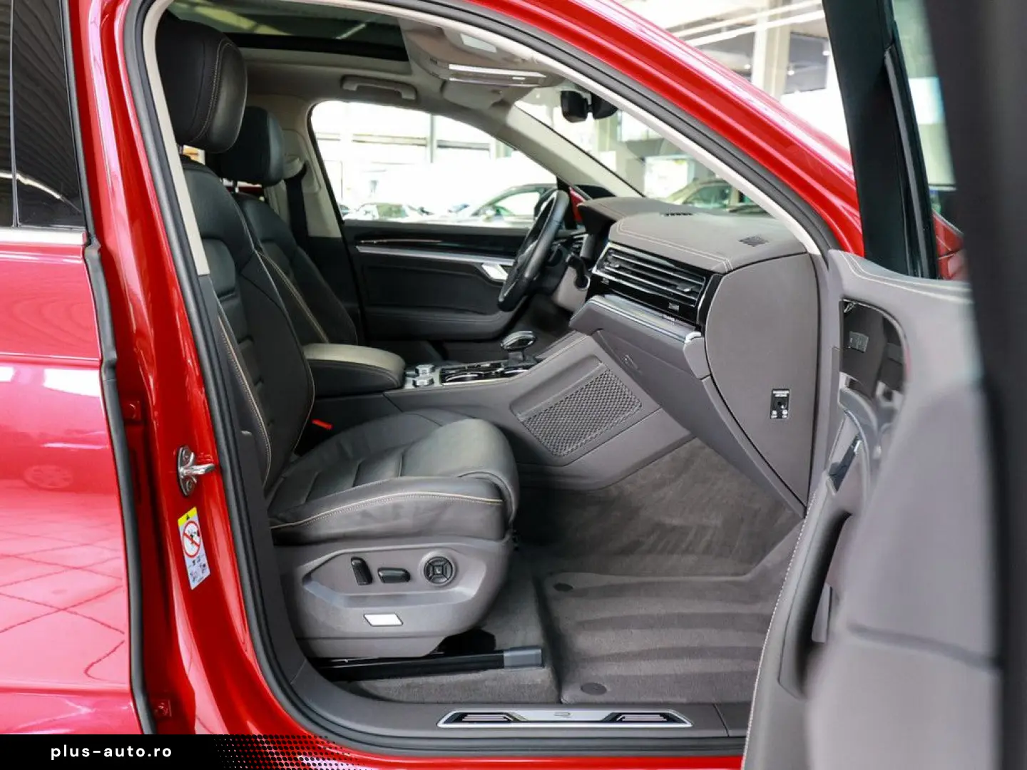 VW Touareg R-Line 3 0 l TSI 4M AHK STANDHZ. LUFTF.