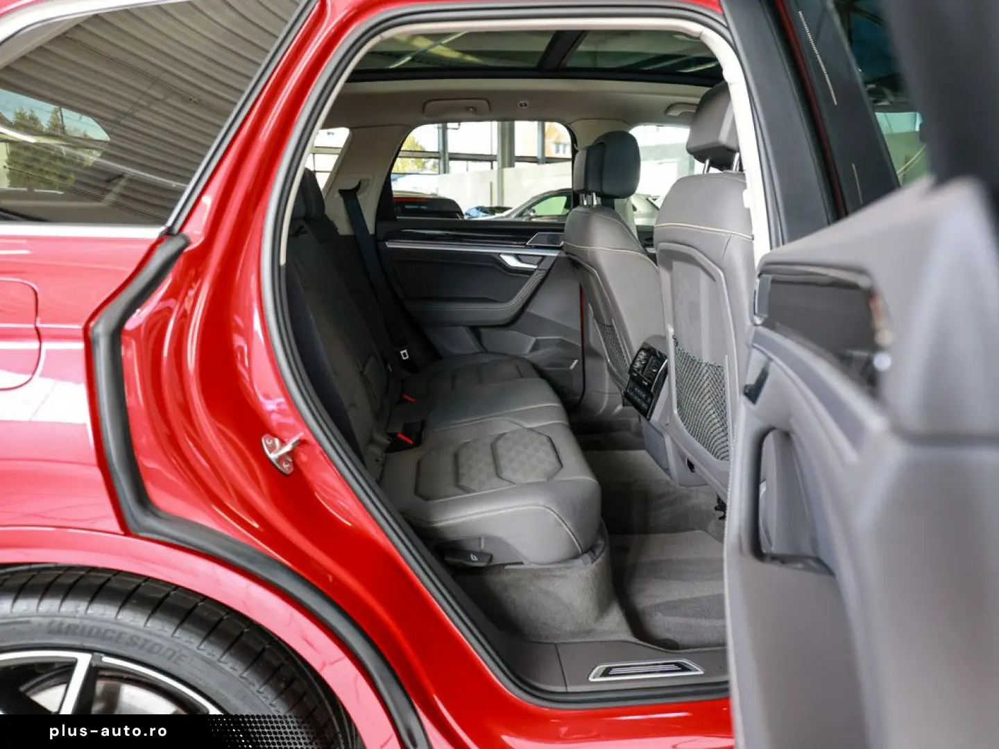 VW Touareg R-Line 3 0 l TSI 4M AHK STANDHZ. LUFTF.