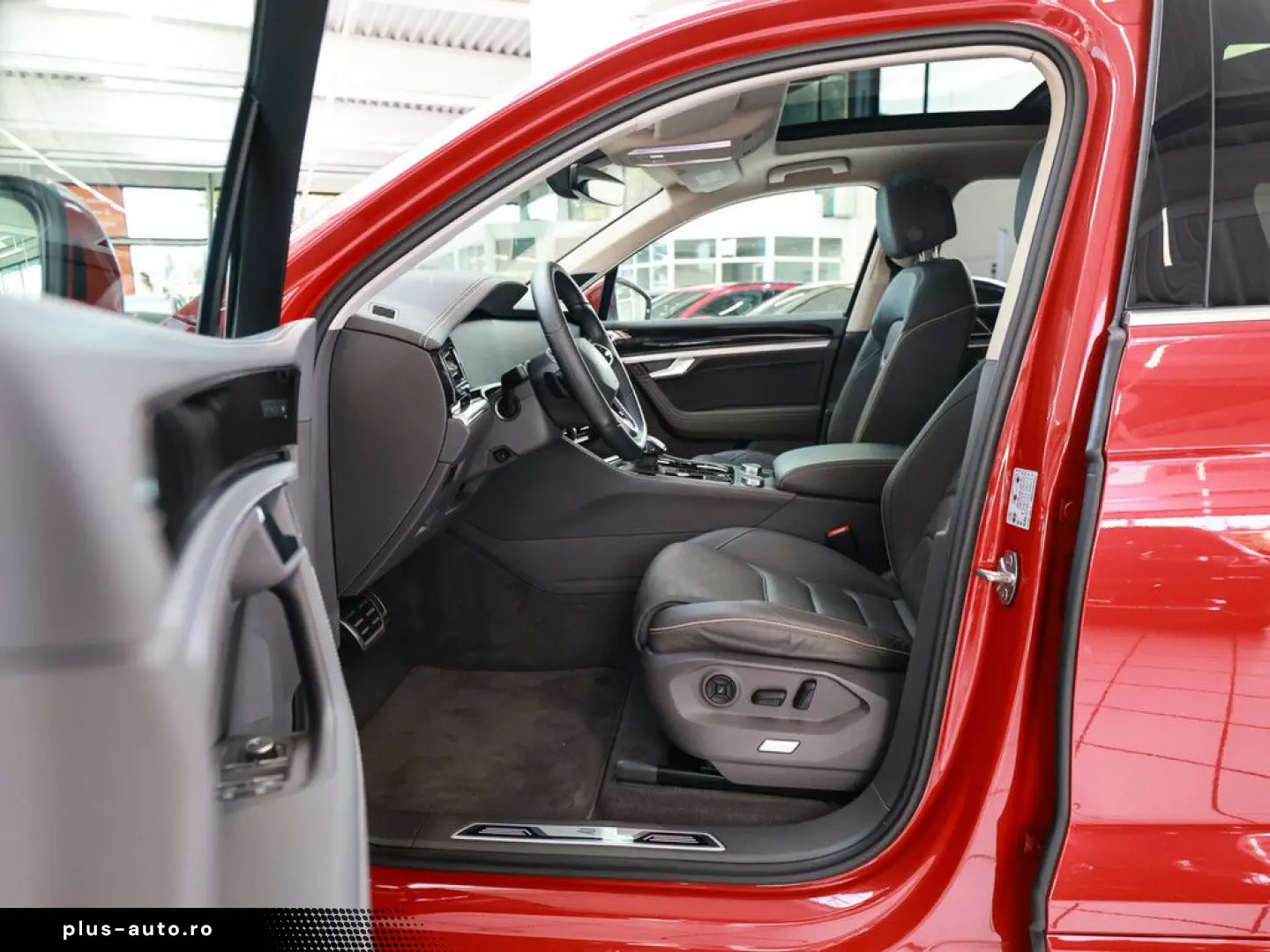 VW Touareg R-Line 3 0 l TSI 4M AHK STANDHZ. LUFTF.