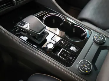 VW Touareg R-Line 3 0 l TSI 4M AHK STANDHZ. LUFTF.