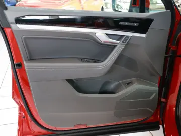 VW Touareg R-Line 3 0 l TSI 4M AHK STANDHZ. LUFTF.