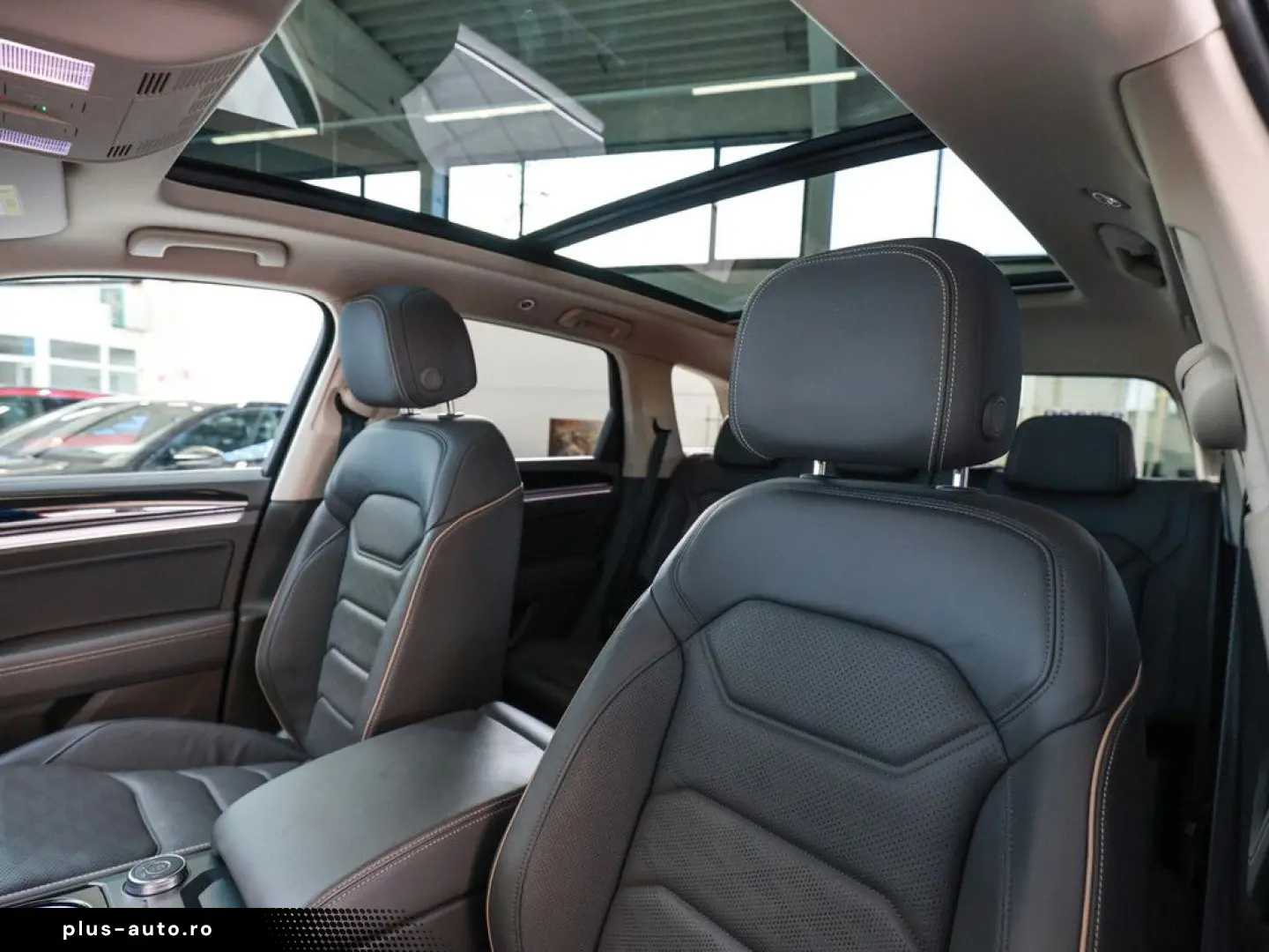 VW Touareg R-Line 3 0 l TSI 4M AHK STANDHZ. LUFTF.