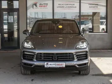 PORSCHE CAYENNE PLATINUM EDITION