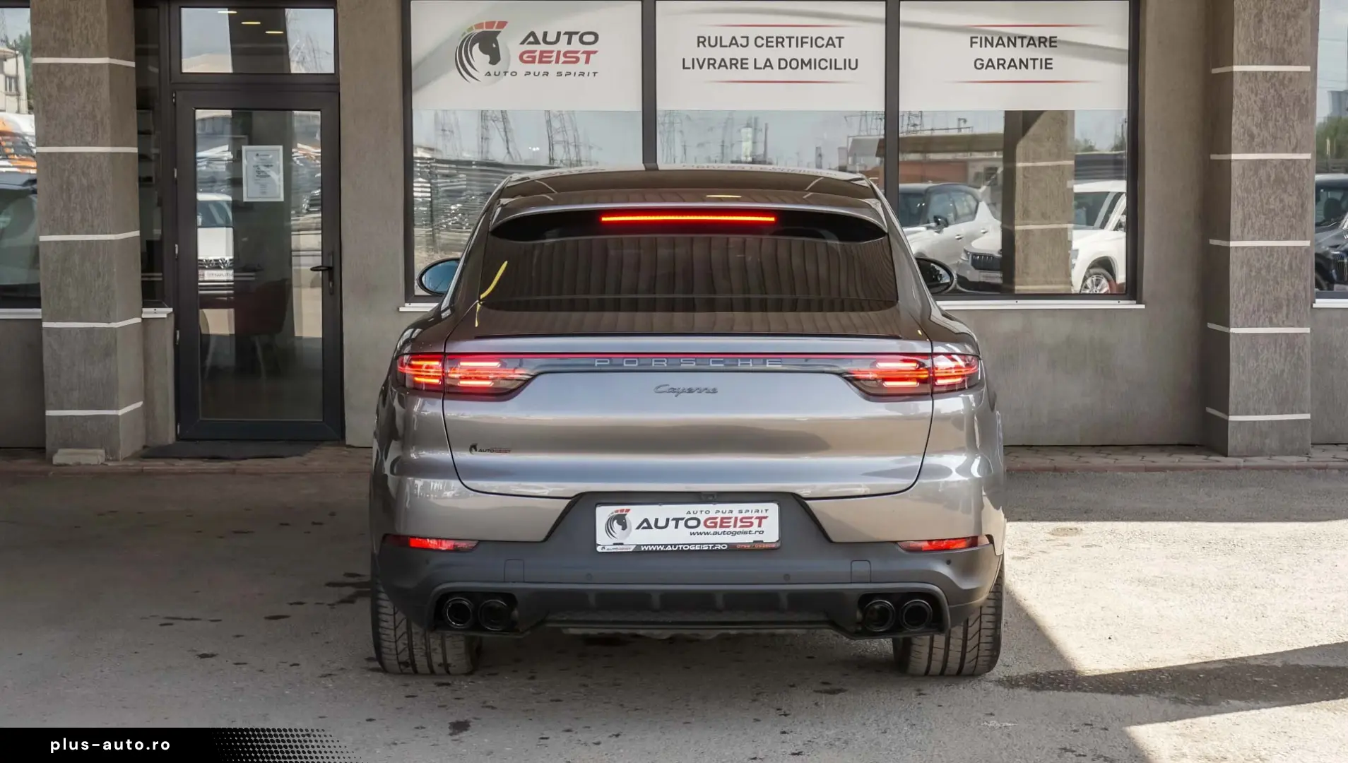 PORSCHE CAYENNE PLATINUM EDITION