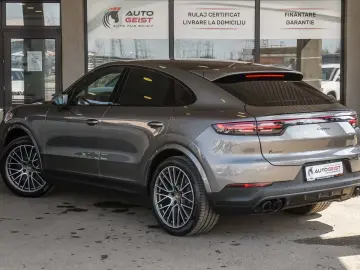 PORSCHE CAYENNE PLATINUM EDITION