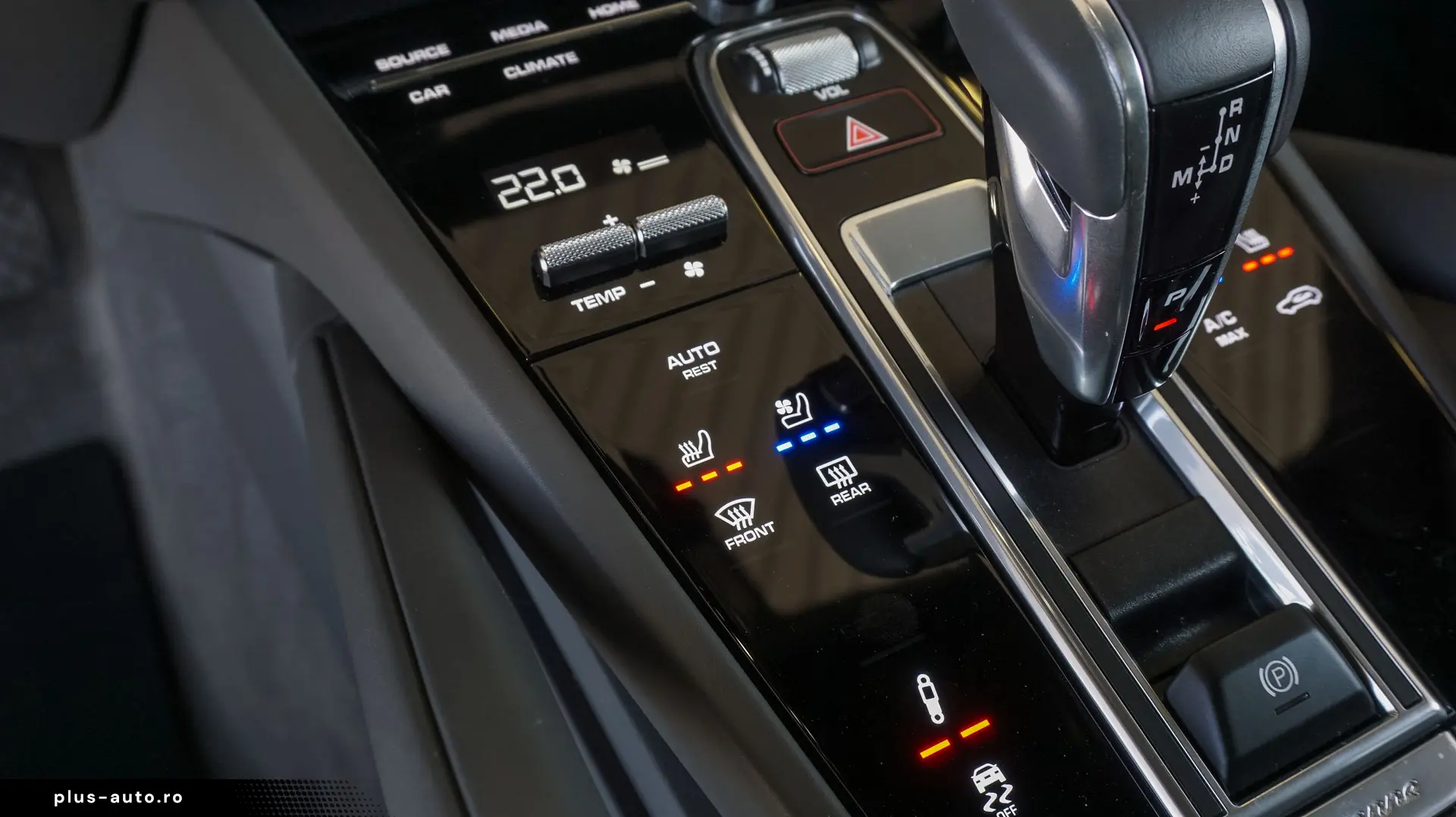 PORSCHE CAYENNE PLATINUM EDITION