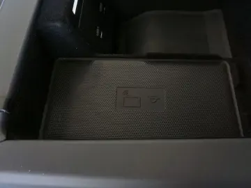 PORSCHE CAYENNE PLATINUM EDITION