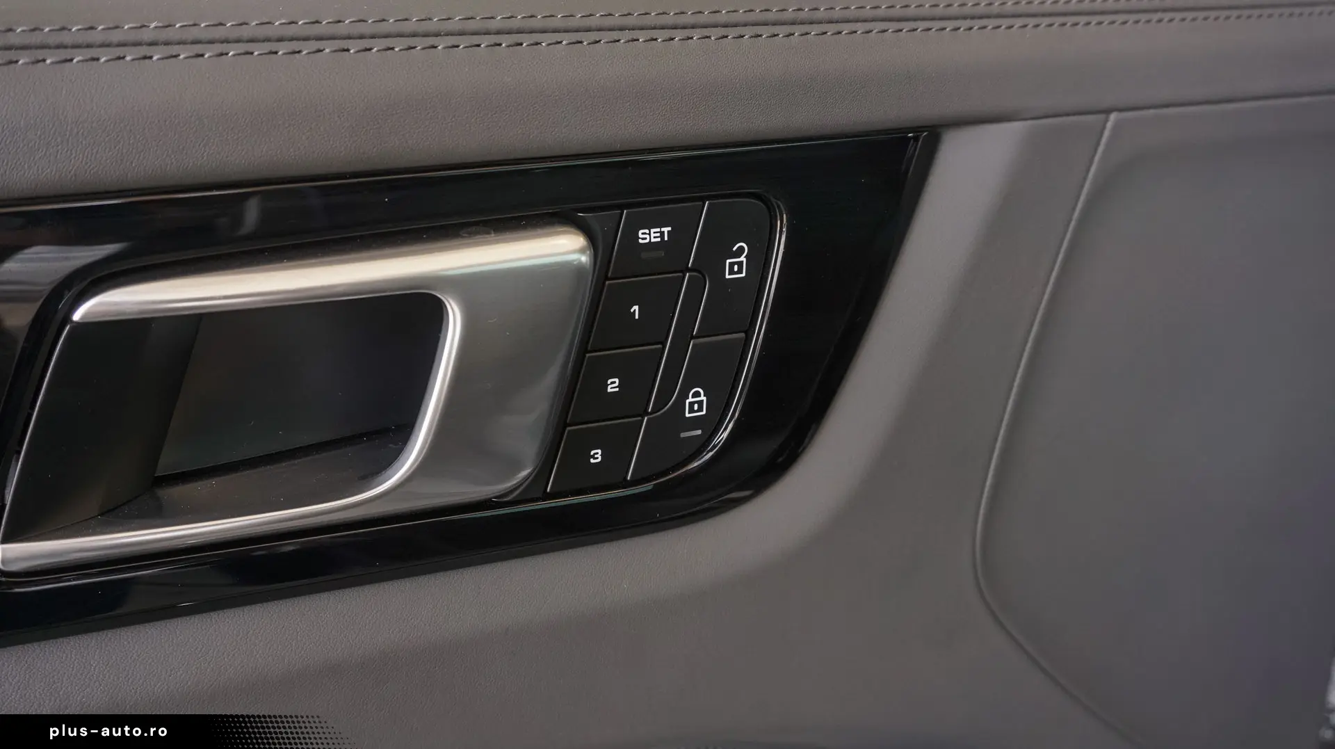 PORSCHE CAYENNE PLATINUM EDITION