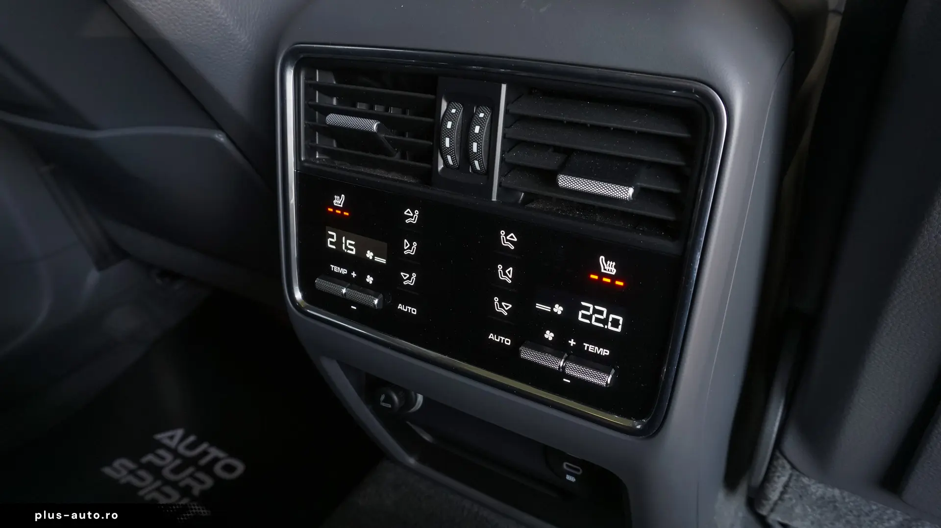 PORSCHE CAYENNE PLATINUM EDITION