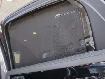 PORSCHE CAYENNE PLATINUM EDITION