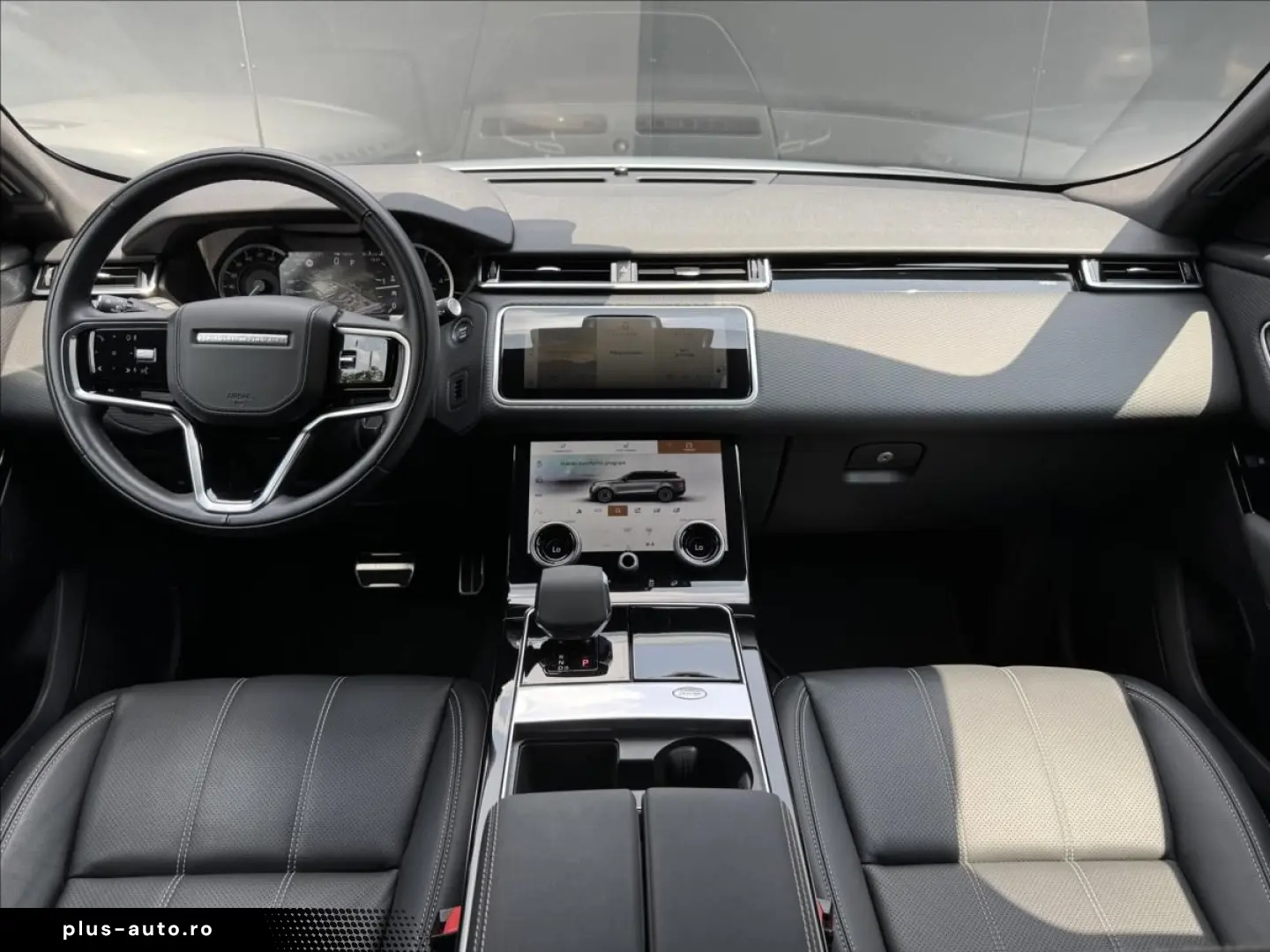 LAND ROVER Range Rover Velar D200 R-DYNAMIC SE DPH ZÁRUKA