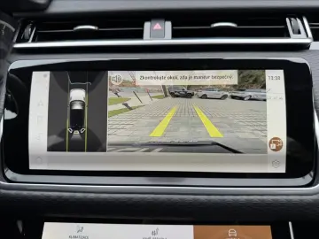 LAND ROVER Range Rover Velar D200 R-DYNAMIC SE DPH ZÁRUKA