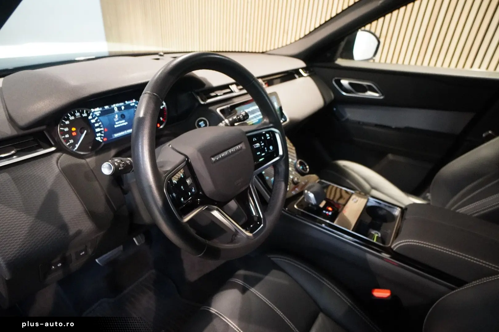 LAND ROVER Velar 2.0 D R-Dynamic SE Facelift Black Pack