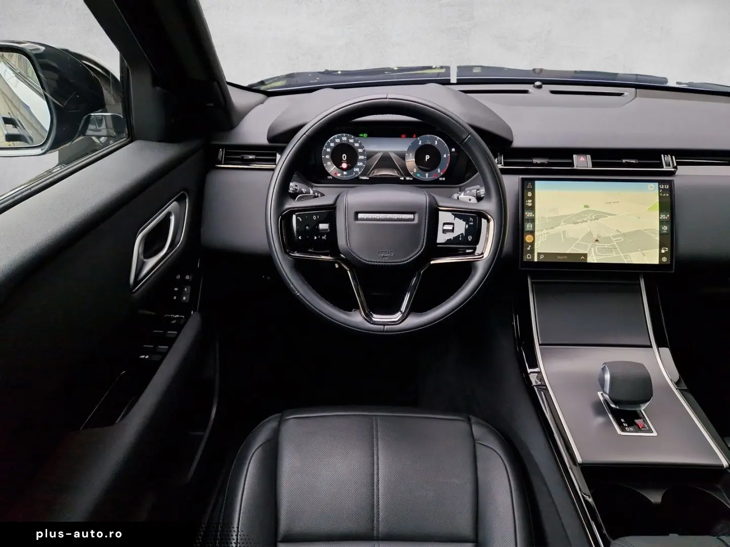 LAND ROVER Range Rover Velar R-Dynamic SE Pano AHK Matrix